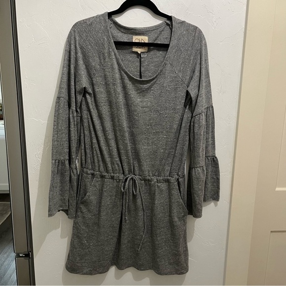 Chaser Shirred Peplum Sleeve Drawstring Mini Dress Streaky Grey Med - Picture 1 of 10